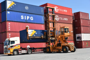 リユース品の販売と海外展開